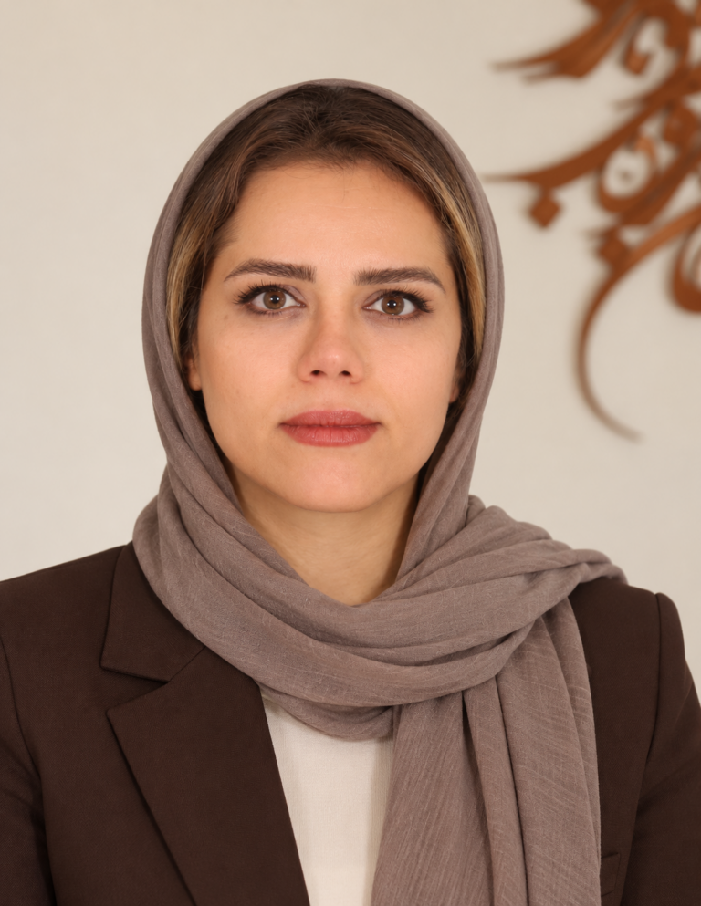 سحر کریم فر